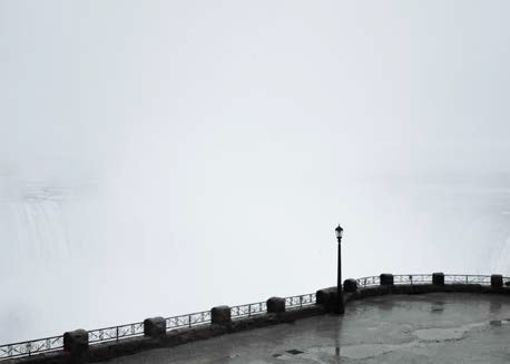 08 Empty Viewing Platform, Niagara Falls